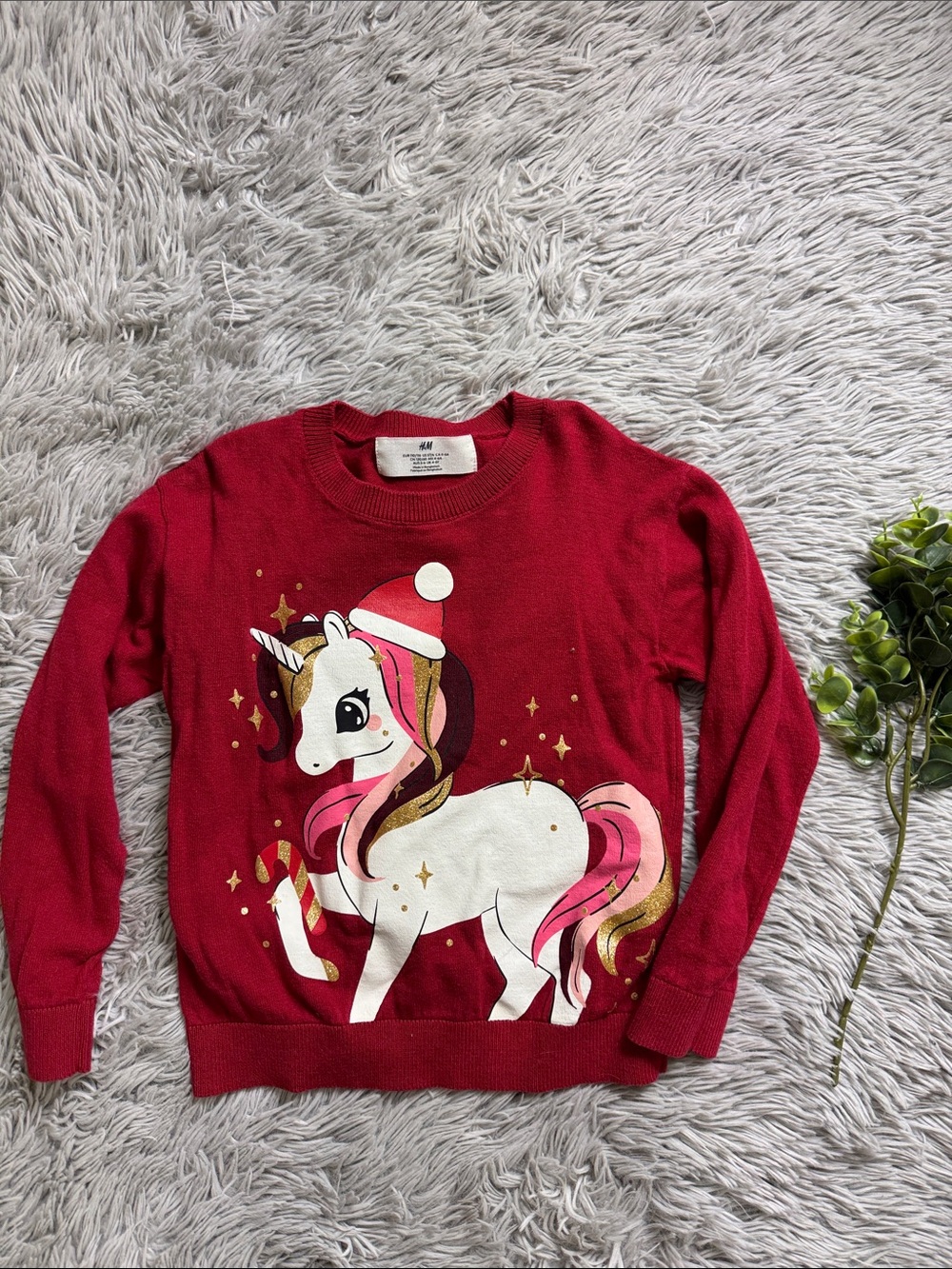 H&M girls Red Unicorn Holiday Sweater with Pink & Gold Accents size 5